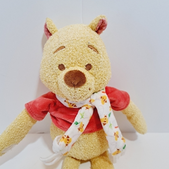 Scentsy Sidekick Winnie The Pooh Plush 13" - Picture 2 of 7